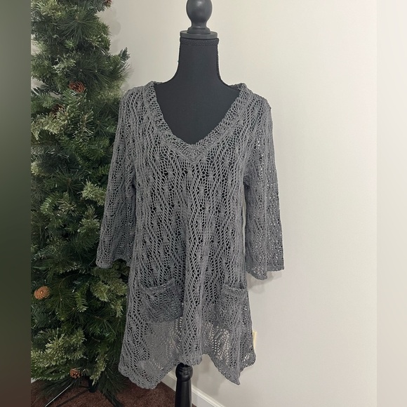 NWOT FRENCH BAZAAR Dark Gray Knit Tunic Top, swim suit cover up Size Large - Picture 1 of 9